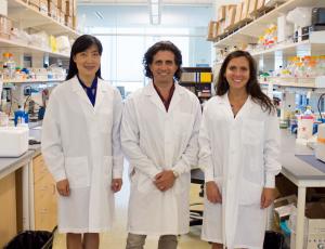 From left: Dr. Haining Yang, Dr. Michele Carbone, Angela Bononi.